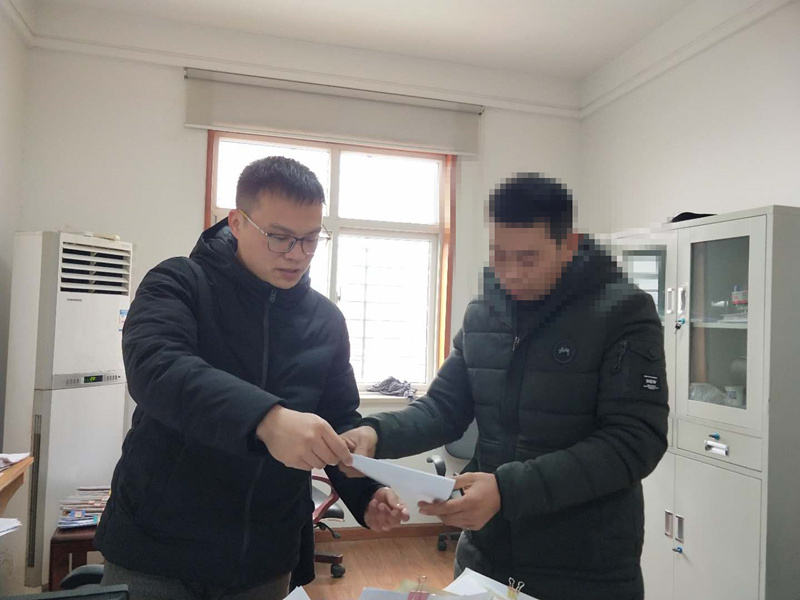 图②：郑某在被拘留的第二天主动履行了执行义务_副本.jpg