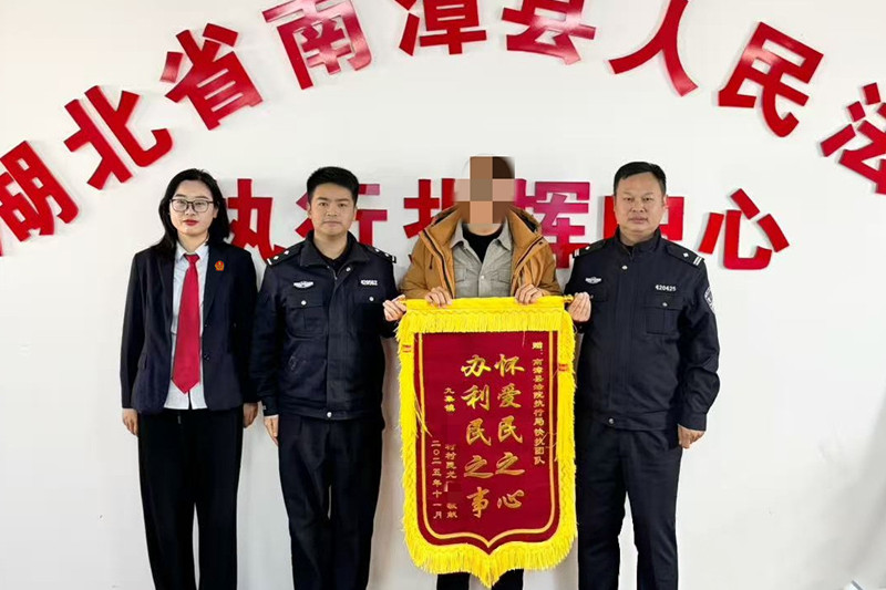 微信图片_20251121165935_702_350_副本.jpg 微信图片_20251121165935_702_350_副本.jpg